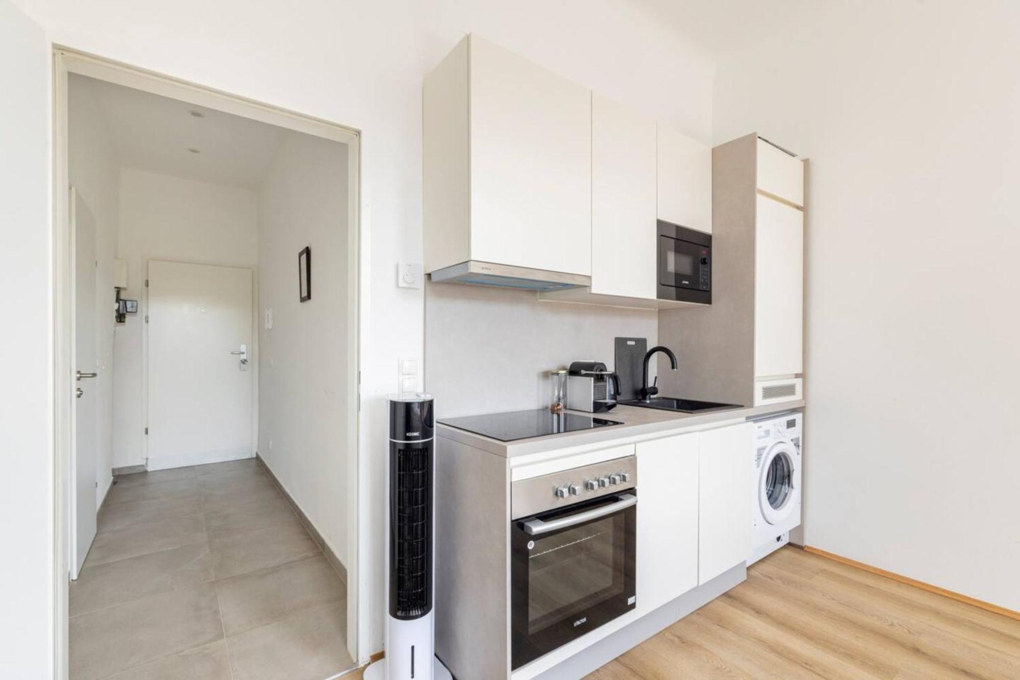 וינה Apartment Near Schoenbrunn & Metro מראה חיצוני תמונה